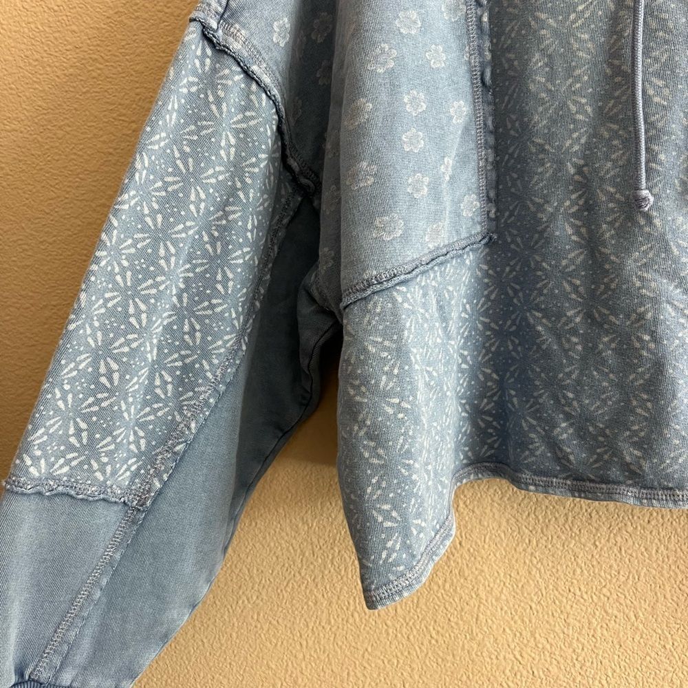 Lucky Brand Patchwork Batwing Crop Hoodie - Picture 7 of 14